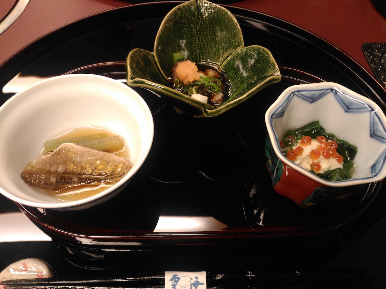 金沢駅横の日本料理 雲海での、庭園を眺めながら食べる豪華会席コース