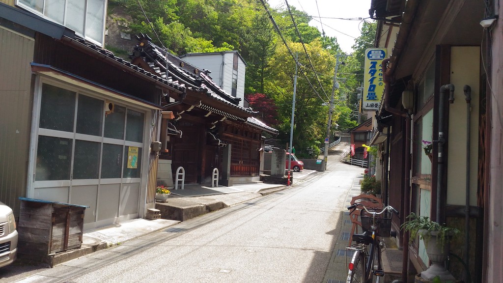 金沢市東山、七稲地蔵のある「寿経寺」に行ってきました