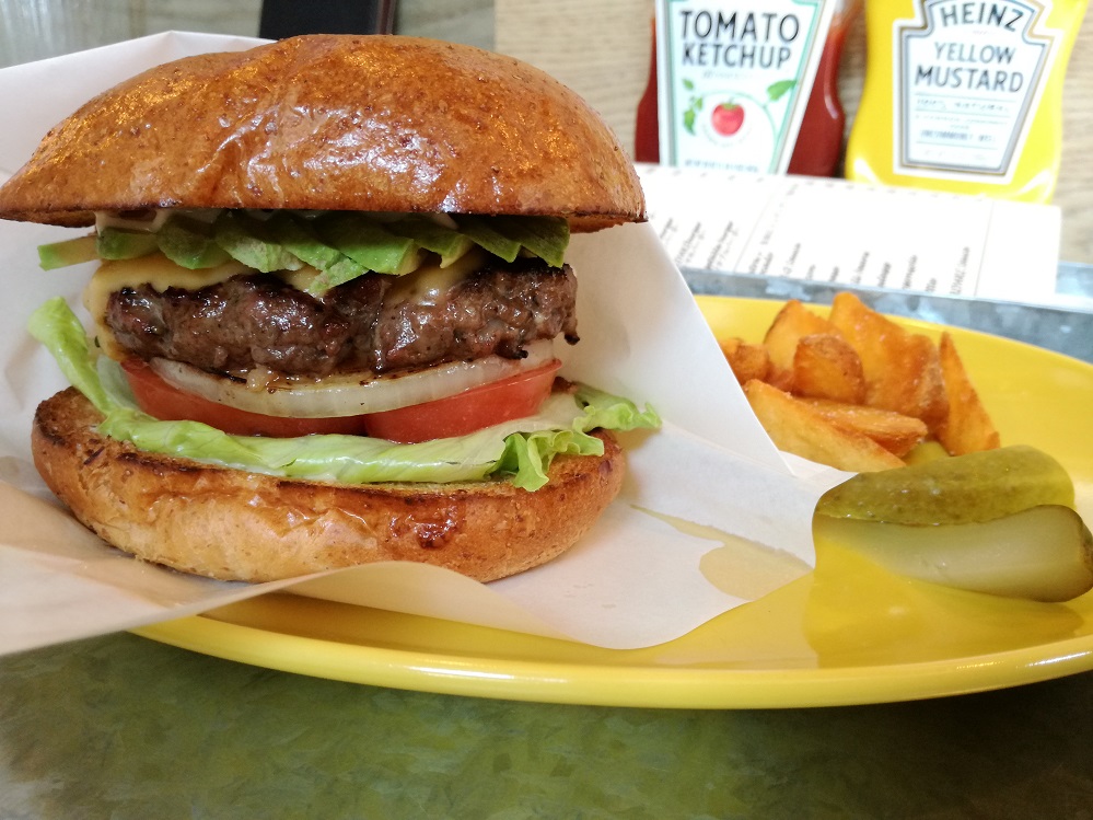 人生一位！The Godburger(ザ ゴッドバーガー)は、金沢ハンバーガーの最高峰！